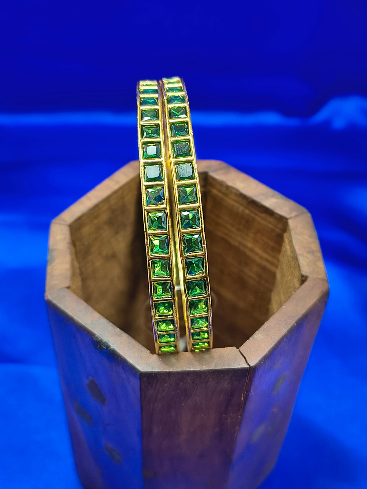 GREEN SQUARE STONE BANGLES(SJBL003SG)