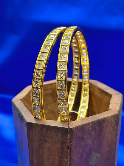 WHITE STONE SQUARE BANGLES(SJBL002SW)