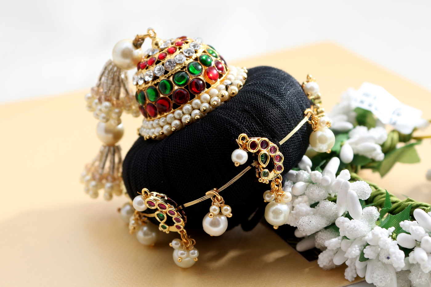 ANDAL KONDAI – Exclusive, Ethnic & Exquisite Premium Quality Hair Accessory ANDAL KONDAI – Exclusive, Ethnic & Exquisite Premium Quality Hair Accessory