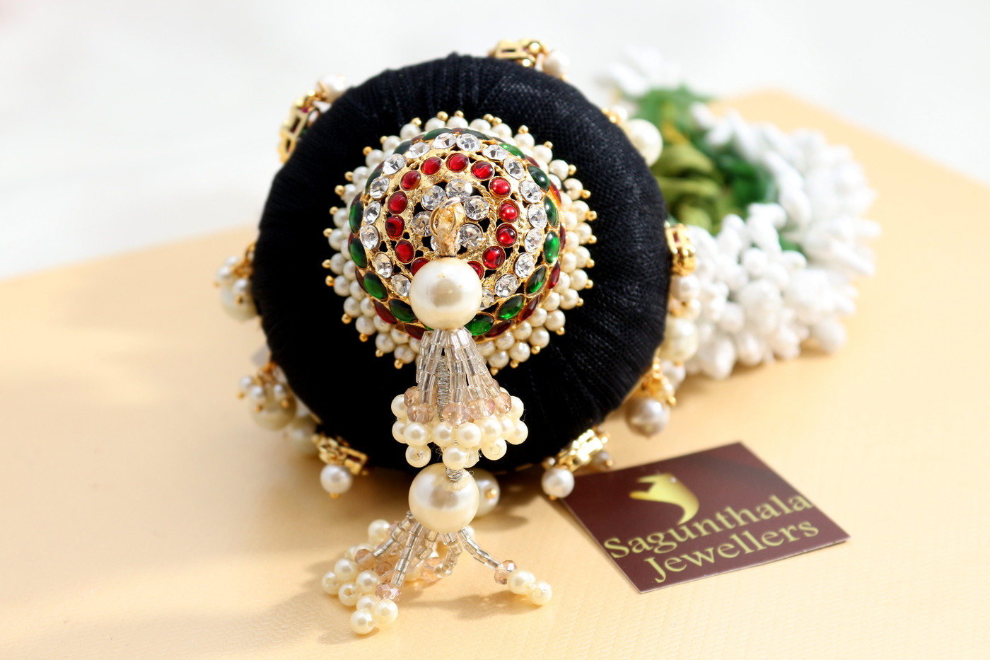 ANDAL KONDAI – Exclusive, Ethnic & Exquisite Premium Quality Hair Accessory ANDAL KONDAI – Exclusive, Ethnic & Exquisite Premium Quality Hair Accessory