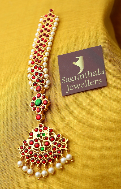 Temple Jewellery - Forehead Pendant/Nethi Chutty/Maang Tikka Temple Jewellery - Forehead Pendant/Nethi Chutty/Maang Tikka