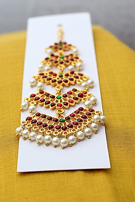 Temple Jewellery - Artificial Kempstones Forehead Pendant / Nethi Chutty / Maang Tikka Temple Jewellery - Artificial Kempstones Forehead Pendant / Nethi Chutty / Maang Tikka