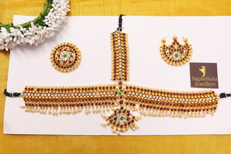 Temple Jewellery – Brass Gold Finish & Artificial/Imitation Kempstones - Headset with Surya & Chandra Pirai/Sun & Moon Temple Jewellery – Brass Gold Finish & Artificial/Imitation Kempstones - Headset with Surya & Chandra Pirai/Sun & Moon
