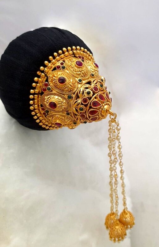 Andal Kondai - Ethnic One Gram Gold Matte Antique & Kempstones Hair Accessory Andal Kondai - Ethnic One Gram Gold Matte Antique & Kempstones Hair Accessory