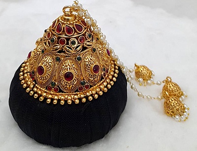 Andal Kondai - Ethnic One Gram Gold Matte Antique & Kempstones Hair Accessory Andal Kondai - Ethnic One Gram Gold Matte Antique & Kempstones Hair Accessory