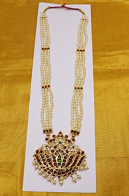 Lotus Pendant Temple Haram with Pearls & Kempstones – Premium Ethnic Jewelry